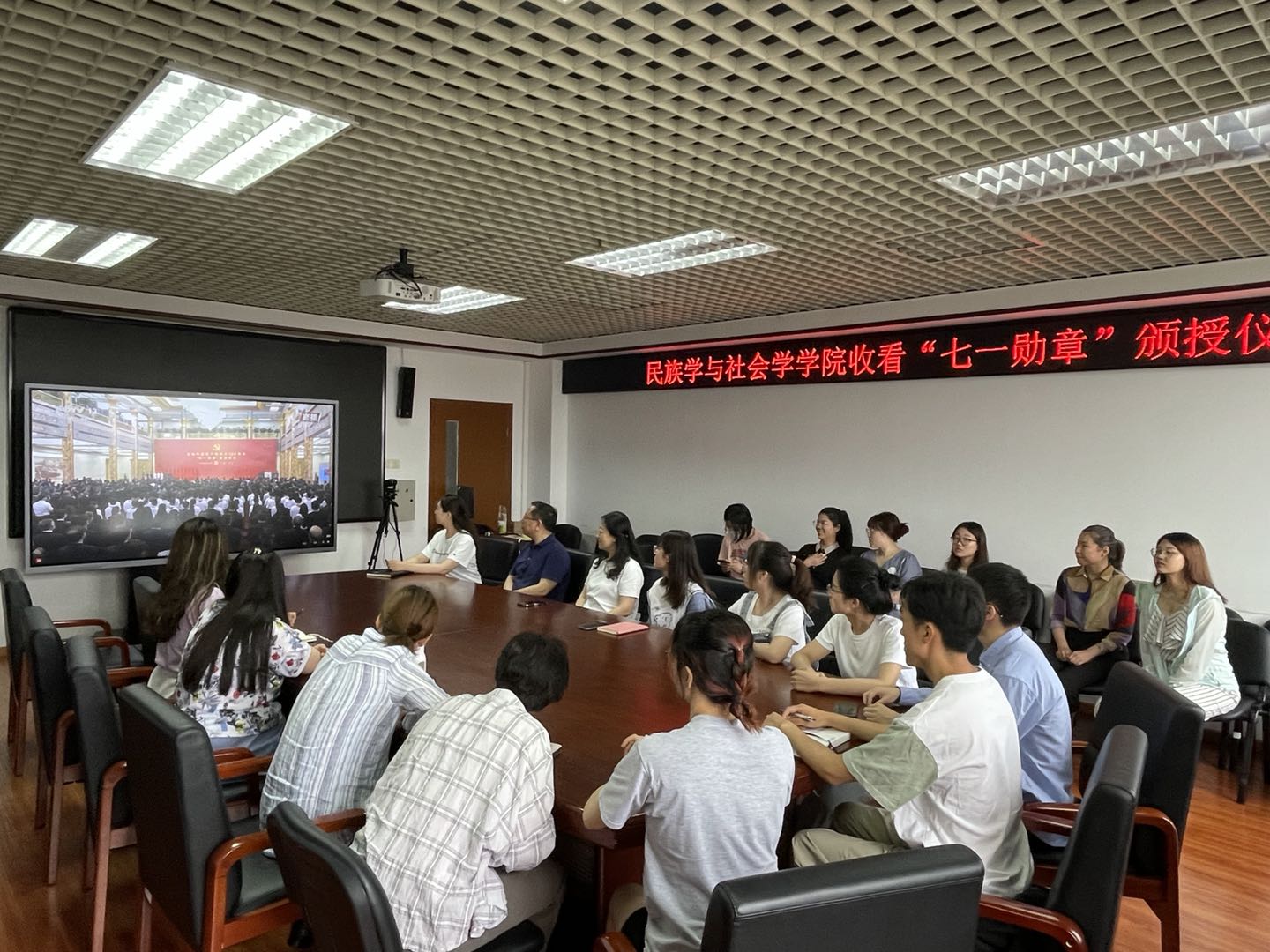 9b7175e3bc3bb67b0874a06253b462a